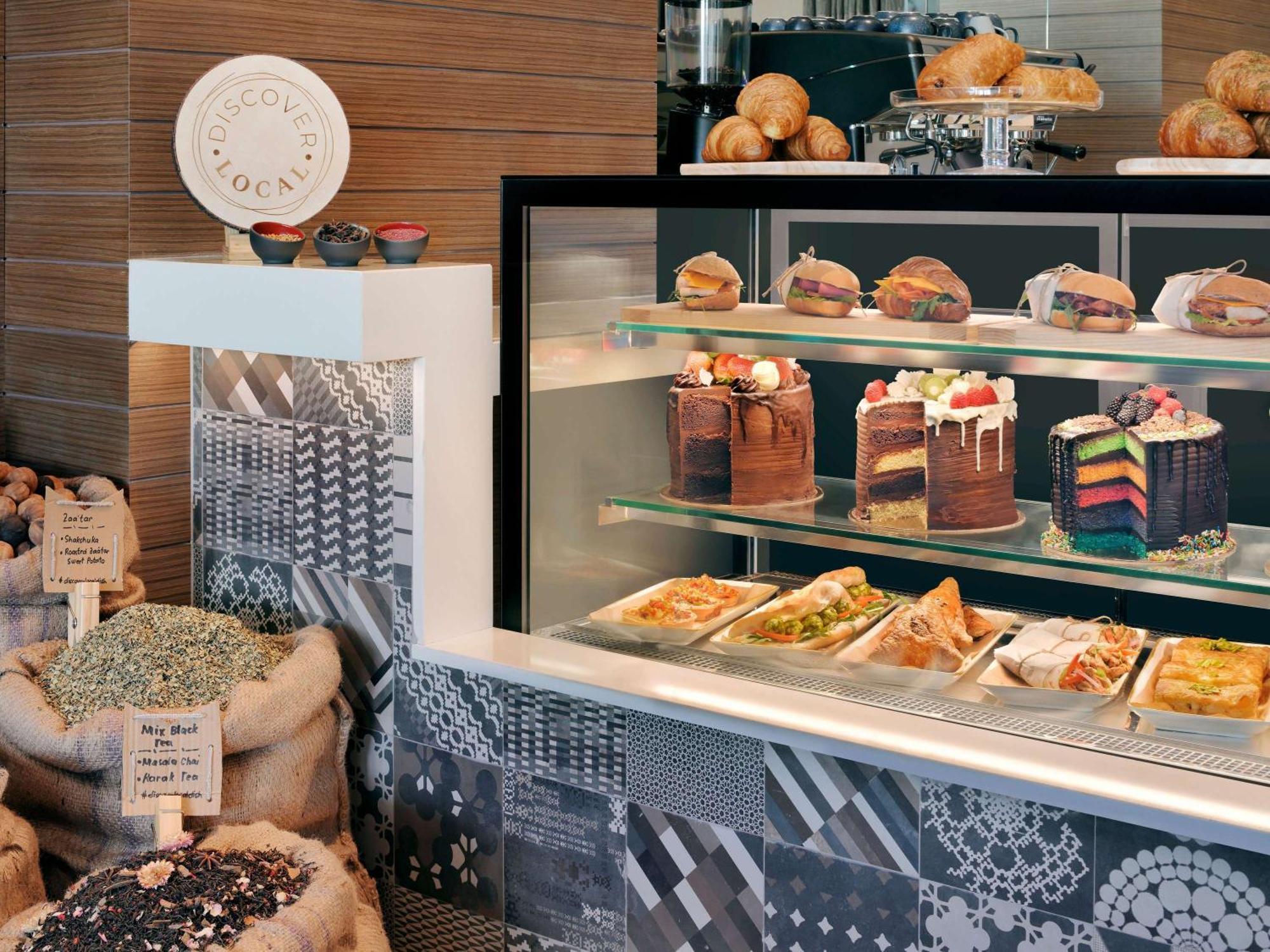 Mercure Dubai Deira Bagian luar foto