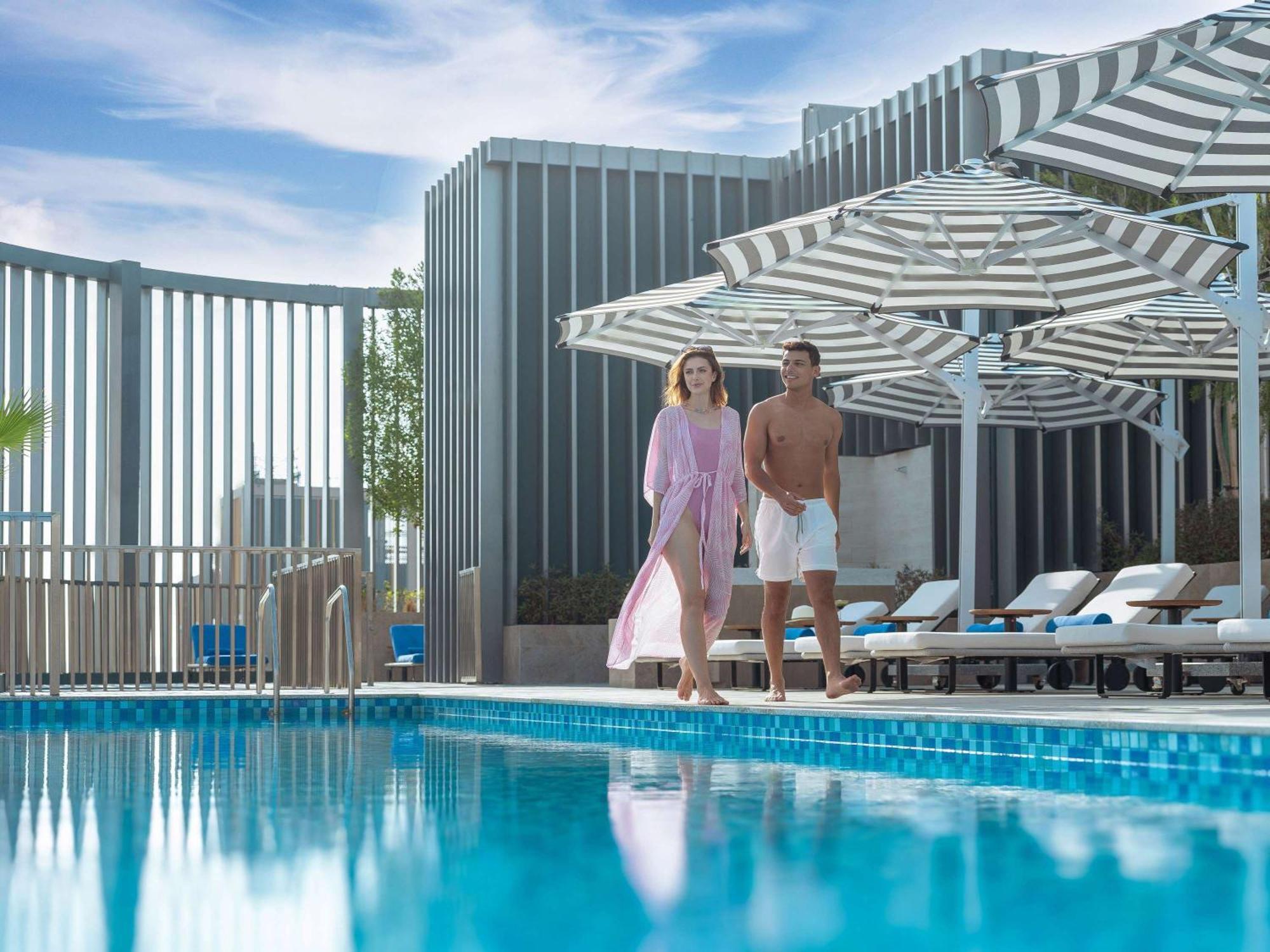 Mercure Dubai Deira Bagian luar foto